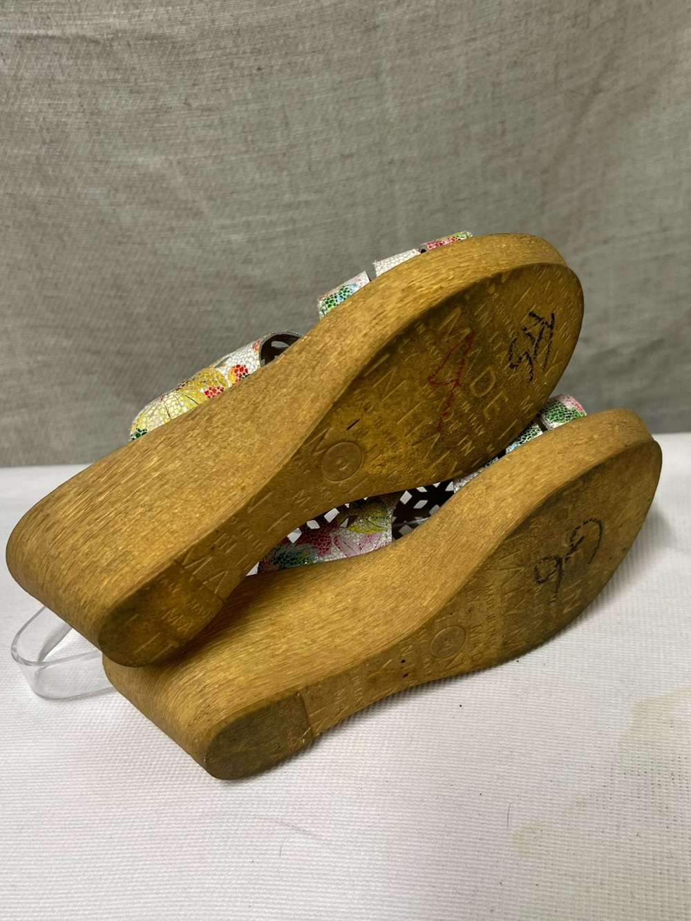 Spring Step Floral Multi-Color Wedge Sandals - Picture 6 of 7